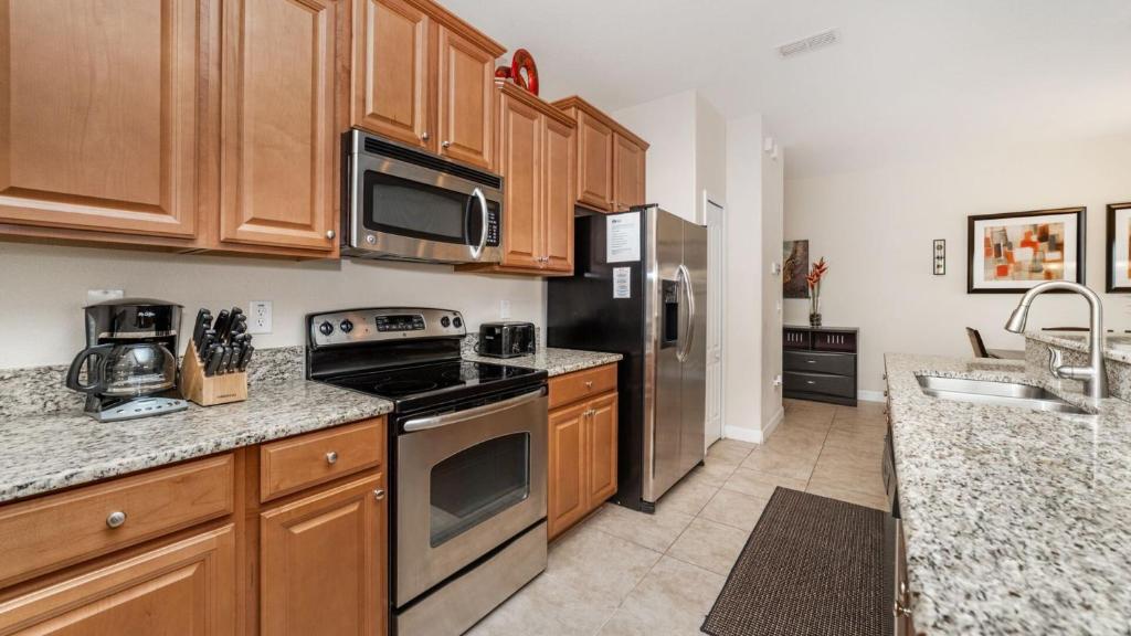 Perfect 4 Bedroom Townhome on Paradise Palms Resort Orlando Townhome 4822 - image 5