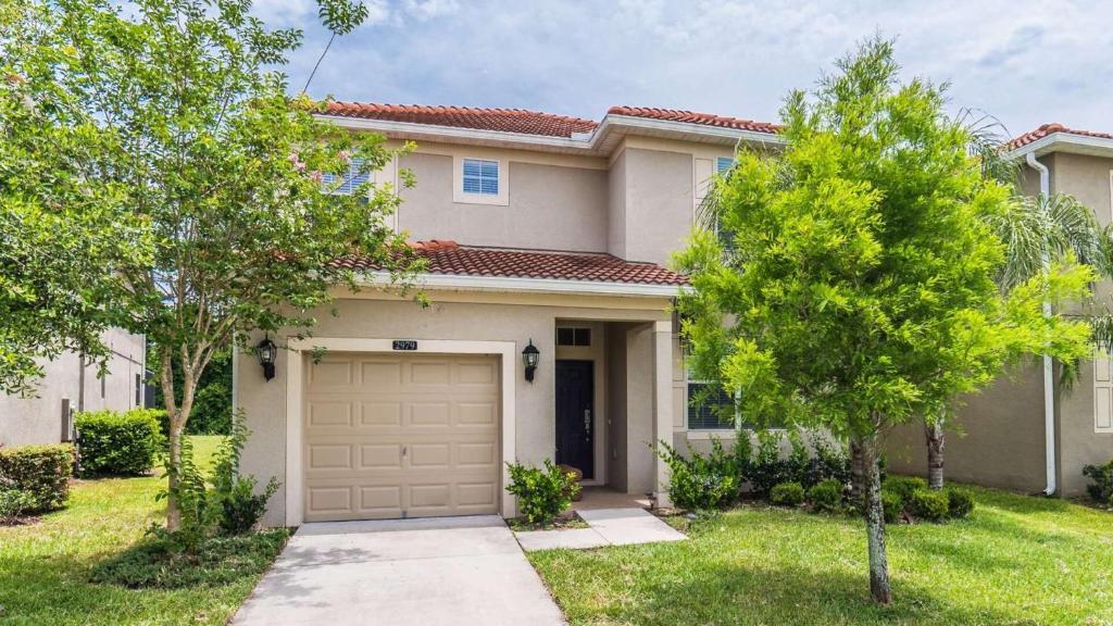 Rent the Perfect 5 Bedroom Villa on Paradise Palms Resort Orlando Villa 4816 - main image