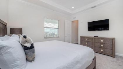 The Ultimate 4 Bedroom Condo on Storey Lake Resort Orlando Condo 4837 - image 10
