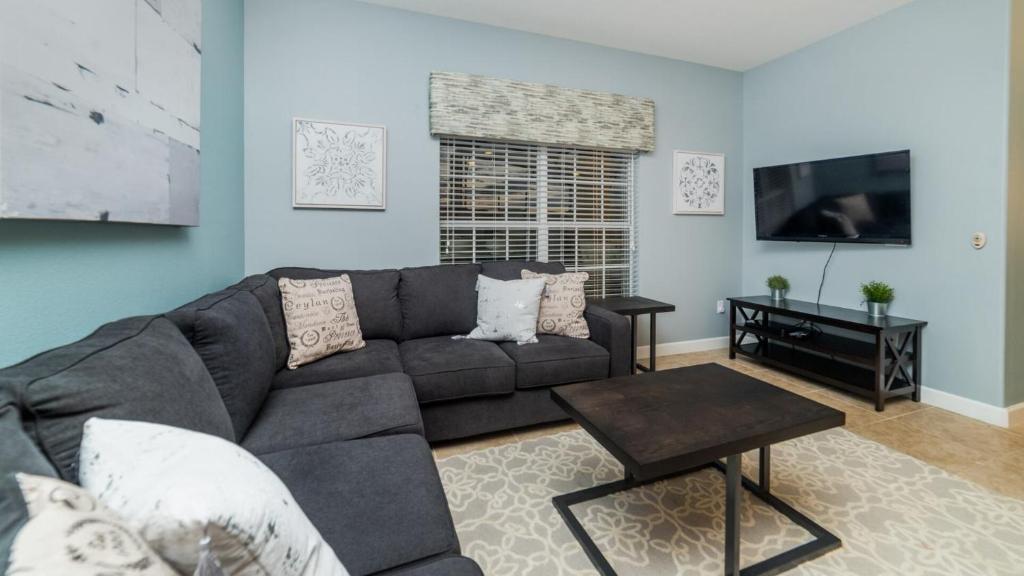 The Ultimate 4 Bedroom Townhome on Paradise Palms Resort Orlando Townhome 4823 - image 2