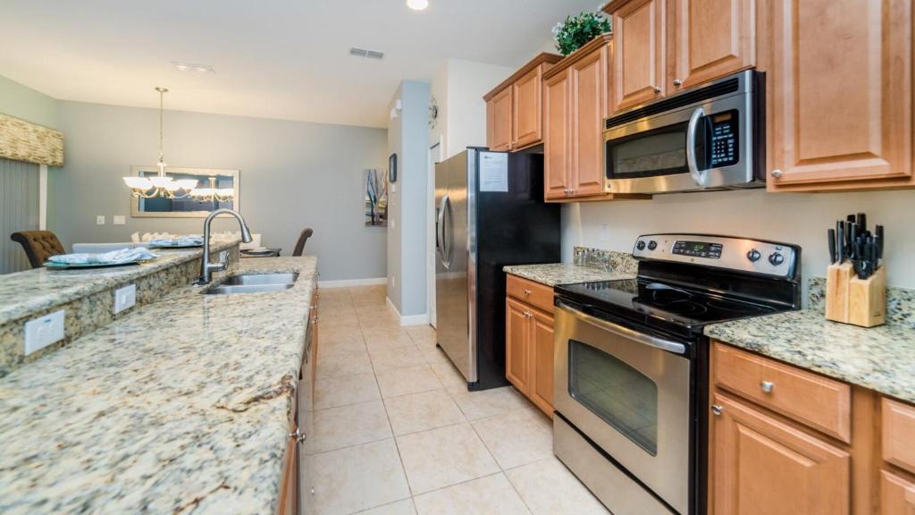 The Ultimate 4 Bedroom Townhome on Paradise Palms Resort Orlando Townhome 4823 - image 4