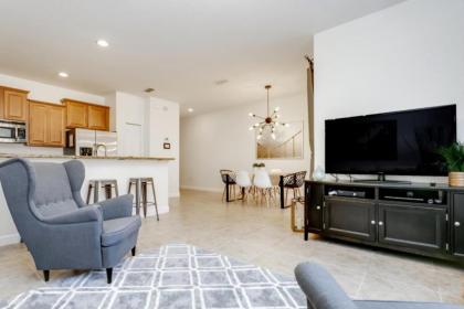 You have Found the Ultimate Luxury Townhome on Paradise Palms Resort Orlando Townhome 3727 - image 18