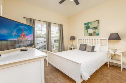 Spetacular TownHome With Private Pool close to Disney 8919PP - image 9