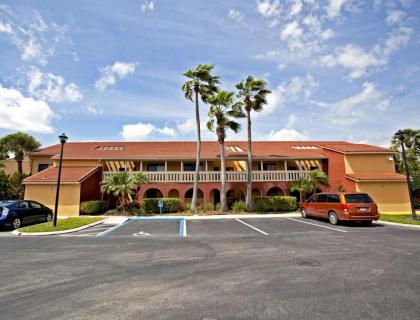 Leisure and Comfort at Chic Flat in Central Florida   One Bedroom Condo #1 Kissimmee Florida
