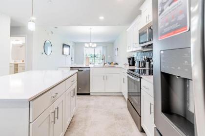 All New Apartment In Luxurious Storey Lake Community 10 Miles To Disney New Listing - image 2