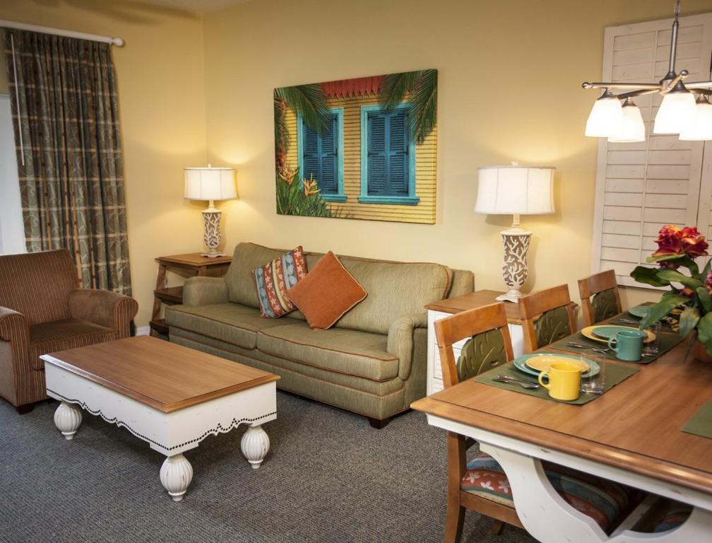 Airy and Modest Suite near World-famous Walt Disney - One Bedroom #1 - image 7