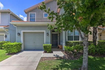 Spacious Resort Home with Pool 11 Mi to Disney - image 4