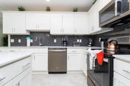 Marvelous 3 Bd Apartment Close to Disney @ Storey Lake Orlando 301P 3150 - image 11
