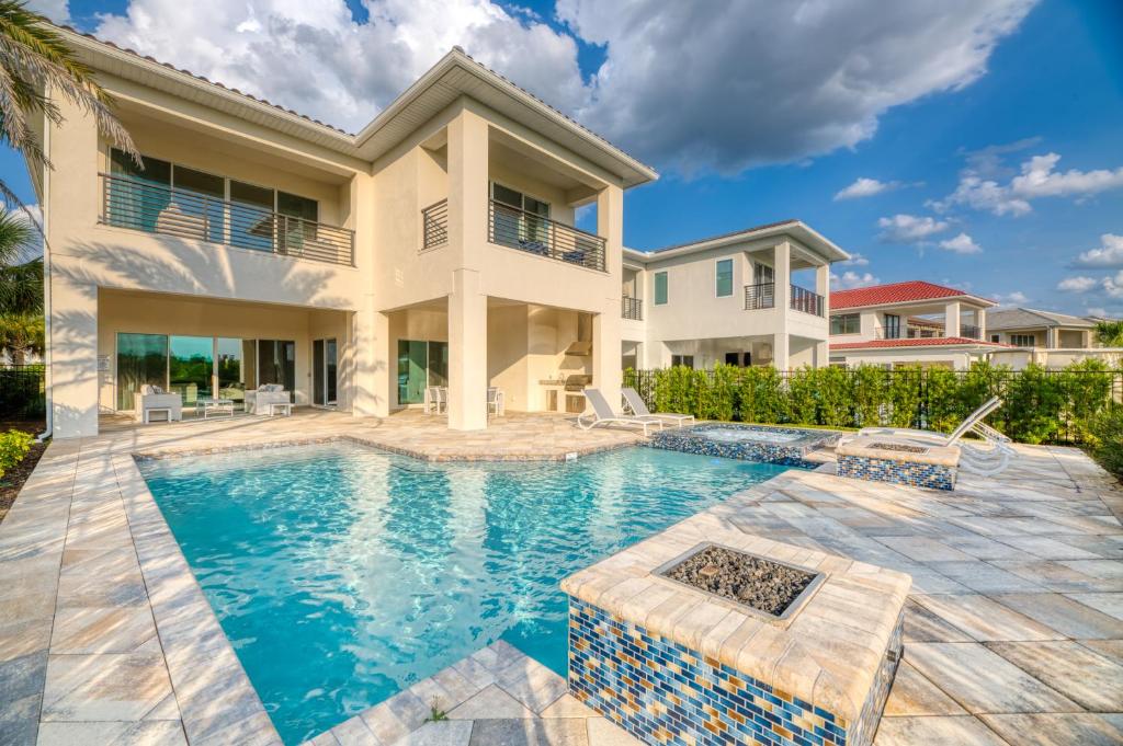 Enormous 8 Bedroom Home at Bears Den w Private Pool near Disney 906JN - main image