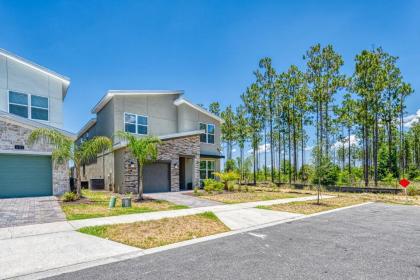 Ultra Luxury 5 bedroom home in Champions Gate - image 2