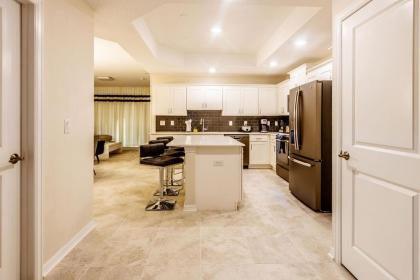 Beautiful New 3 Bed 2 Bath Condo in Storey Lake Resort