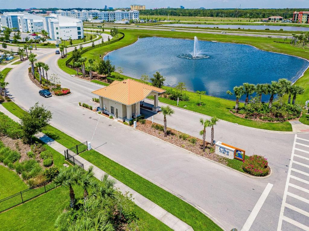 Great apartment in lux resort Storey Lake with lux amenities - 10 miles to Disney - main image
