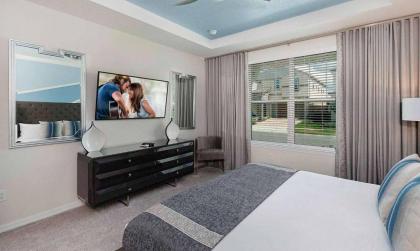Luxury Private Villa with Large Pool on Solara Resort Orlando Villa 4711 - image 12