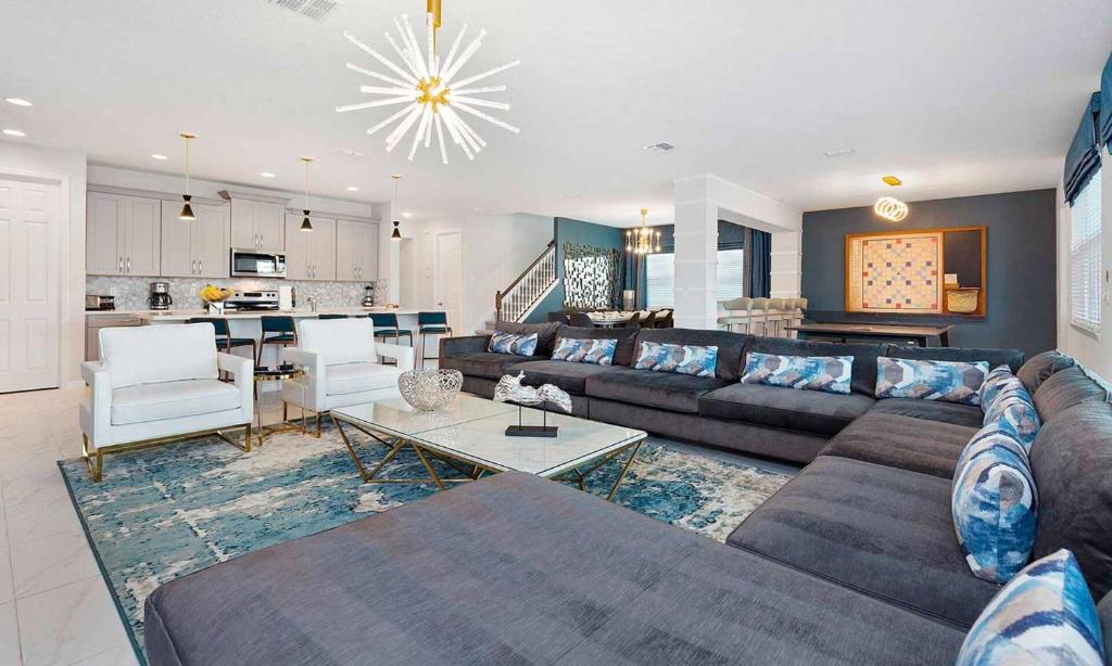 Luxury Private Villa with Large Pool on Solara Resort Orlando Villa 4711 - image 6