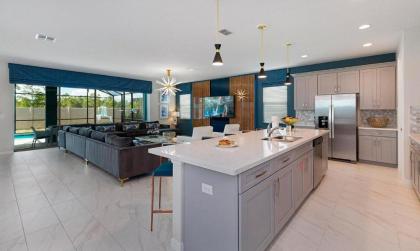 Luxury Private Villa with Large Pool on Solara Resort Orlando Villa 4711 - image 8