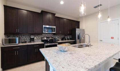 Luxury Villa on Encore Resort at Reunion with a Private Pool Orlando Villa 4696 - image 9