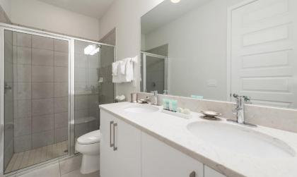 Rent this Luxury 5 Star Villa on Encore Resort Orlando Villa 5456 - image 14
