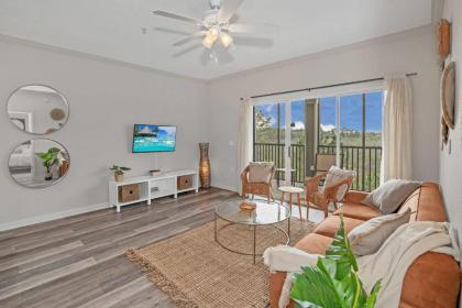 modern 3BR   Near Disney   Pool and Hot tub