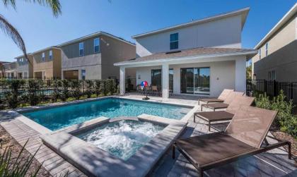 Ultimate 5 Star Villa with Private Pool on Encore Resort at Reunion Orlando Villa 4375