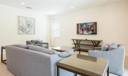 Beautiful Villa with first class amenities on Encore Resort at Reunion Orlando Villa 4418 - image 4