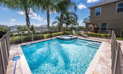 Beautiful Villa with first class amenities on Encore Resort at Reunion Orlando Villa 4431 - image 2