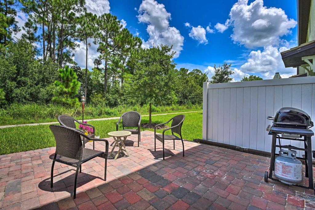 Modern Davenport Townhome with Resort Amenities - image 4