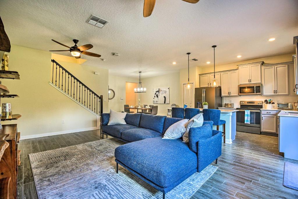 Modern Davenport Townhome with Resort Amenities - image 5