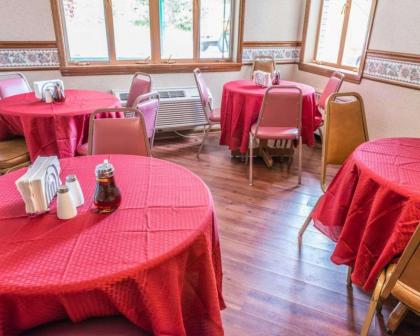 Quality Inn Royle - image 12