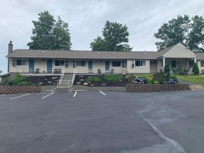 Northeaster Motel - image 13