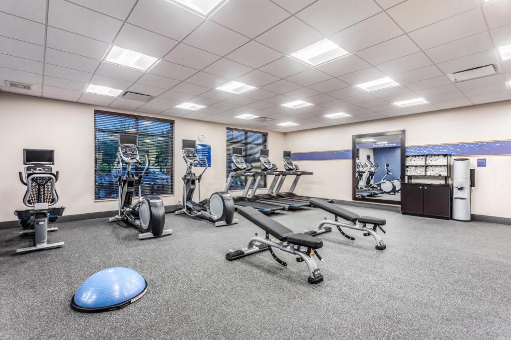 Hampton Inn & Suites Kittery - image 5