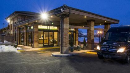 Cerulean Hotel - image 7