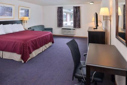 Americas Best Value Inn Knob Noster - image 14