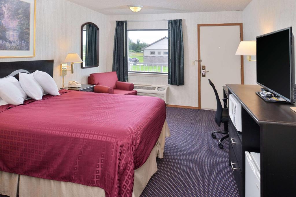 Americas Best Value Inn Knob Noster - image 4