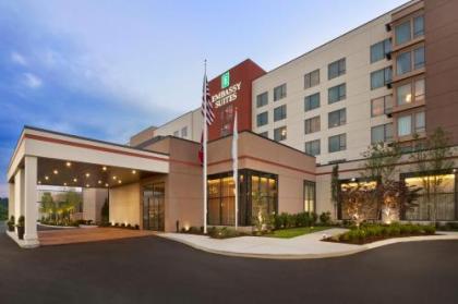 Embassy Suites Knoxville West - image 1