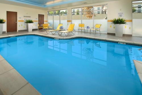 Fairfield by Marriott Inn & Suites Knoxville Turkey Creek - image 2