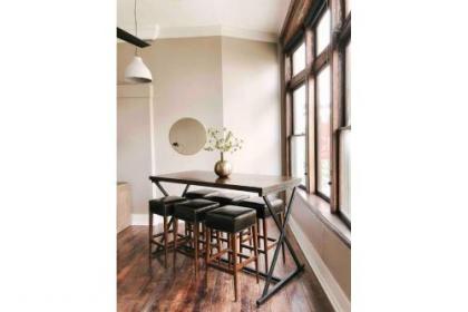 Cru Loft in the Heart of Downtown Knox - image 4