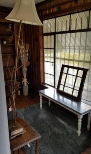 Quaint Apartment in Older East Knoxville - main image