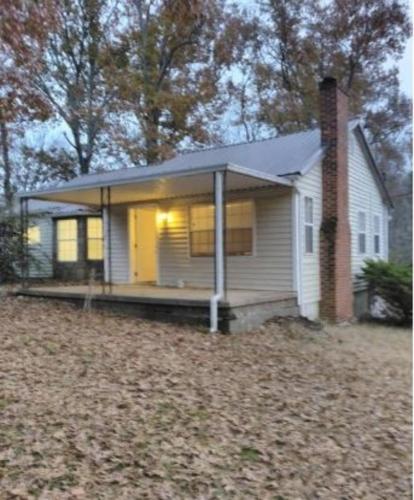 Pleasant Hill Home - main image