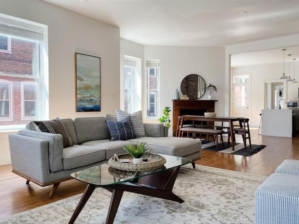 Historic 1900s Townhome with a Modern Flair - main image