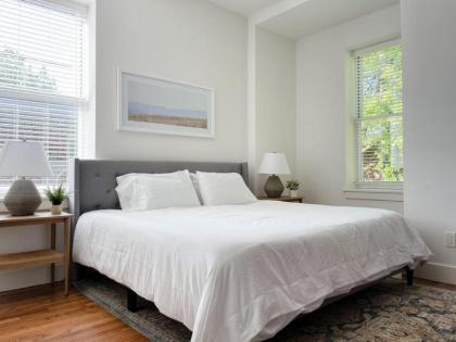 Historic 1900s Townhome with a Modern Flair - image 17