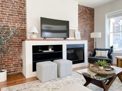 Historic 1900s Townhome with a Modern Flair - image 4