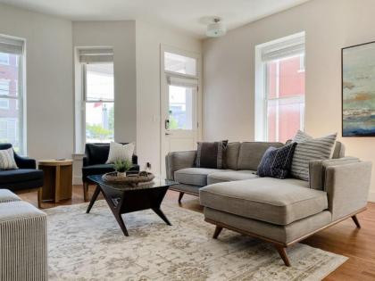 Historic 1900s Townhome with a Modern Flair - image 6