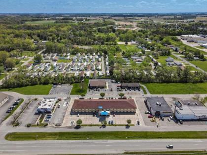 Comfort Inn Near Kokomo Speedway - image 6