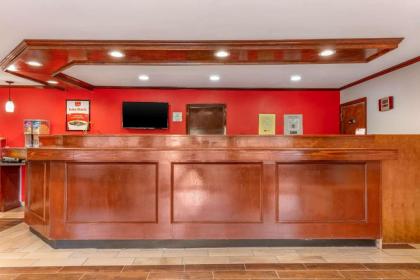 Econo Lodge Kosciusko - image 2