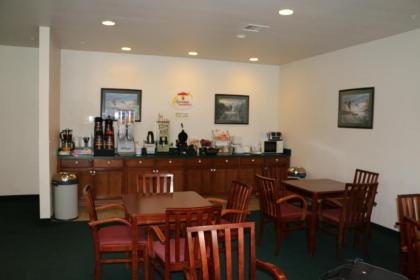 Super 8 by Wyndham Kountze Big Thicket Nat'l Pres Area - image 15