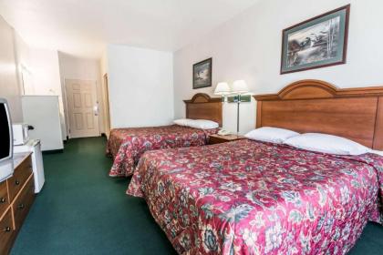 Super 8 by Wyndham Kountze Big Thicket Nat'l Pres Area - image 9