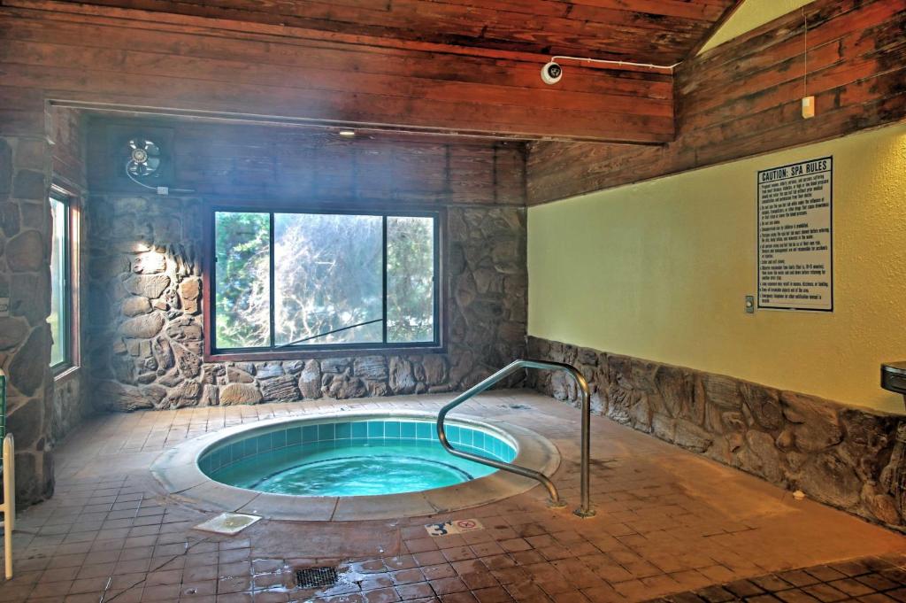 Ocean Dunes Kure Beach Condo with Balcony and Pool - image 6