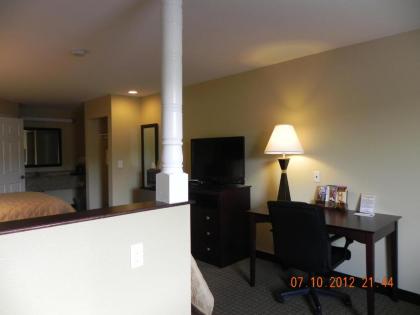 Relax Inn and Suites Kuttawa - image 2