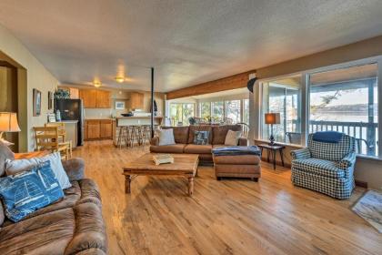 Cozy La Conner Home with Views and Deck Steps from Bay! - image 10