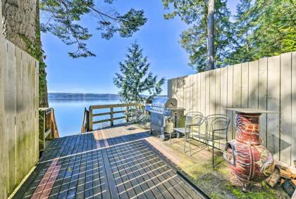 Cozy La Conner Home with Views and Deck Steps from Bay! - image 11